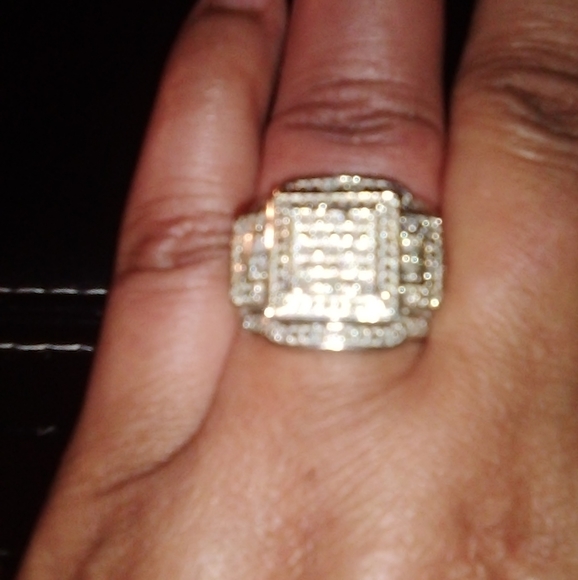 WHITE DIAMOND 3 PIECE STACKER RING SET WITH 2 RING GUARDS. 1.00-2.00CARATS - Picture 1 of 5